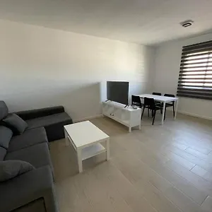 Apartamento Apartamento Luda, Torreperogil